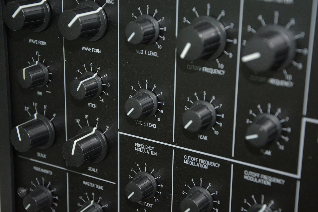 5 Expert Tips For Producing Cutting-Edge Techno Music: Boost Your Crea ...