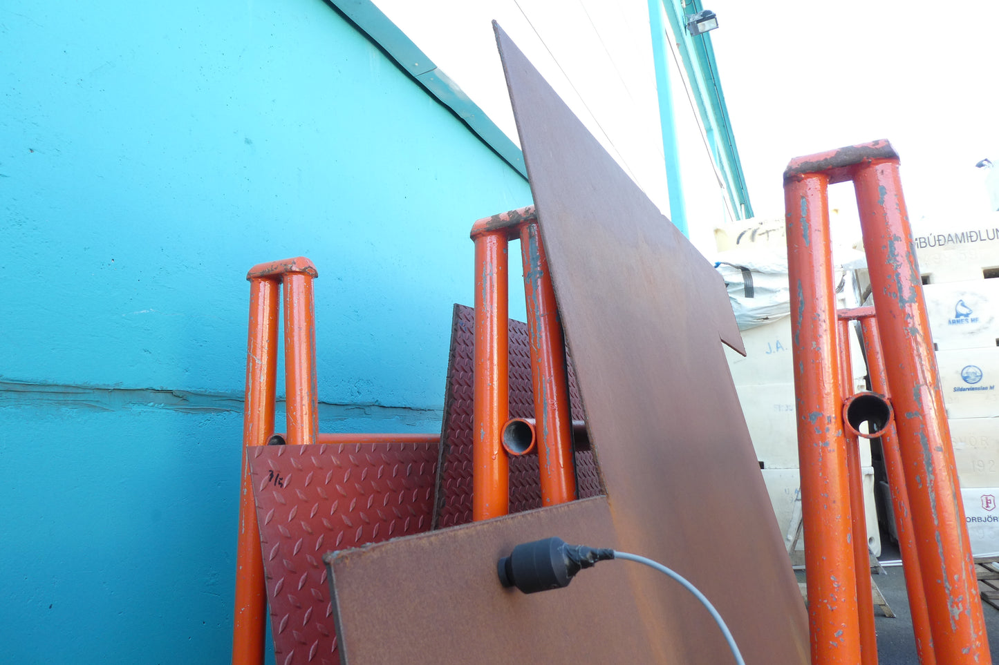 Urban Gongs