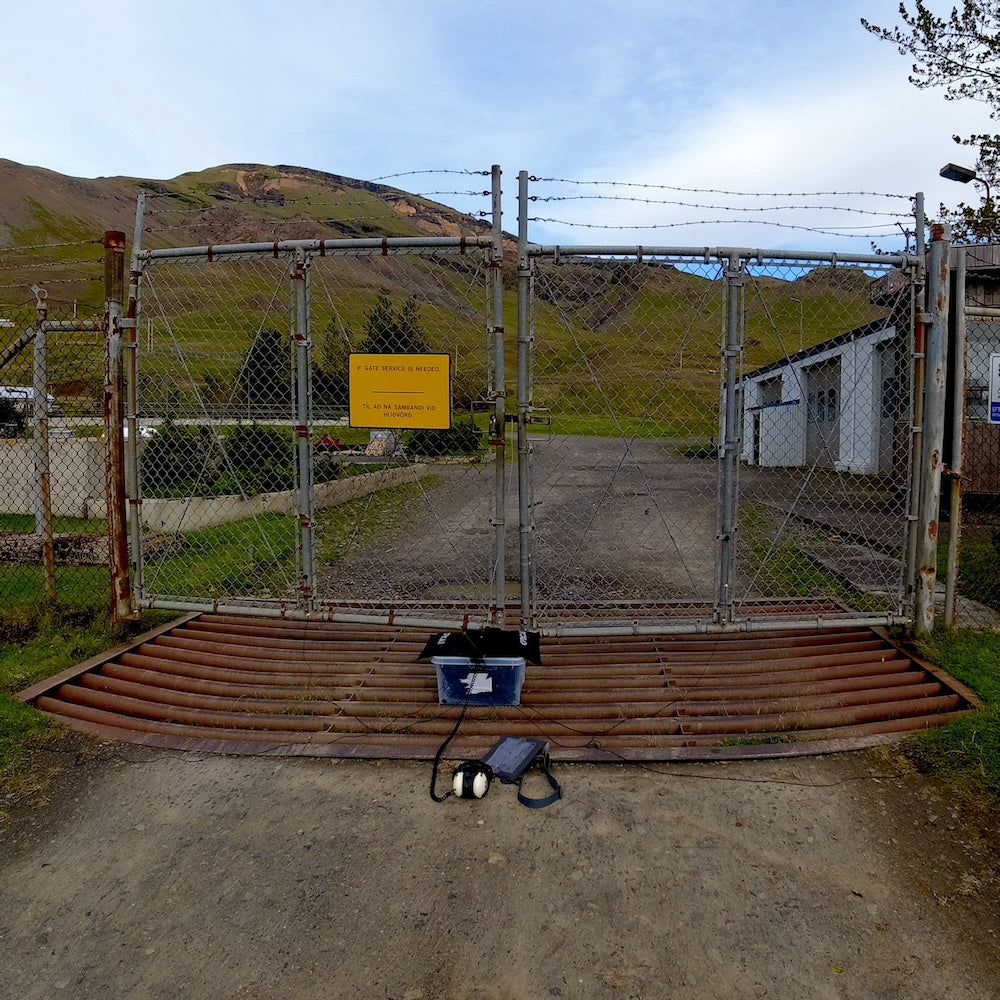 Wind Through Metal Gates
